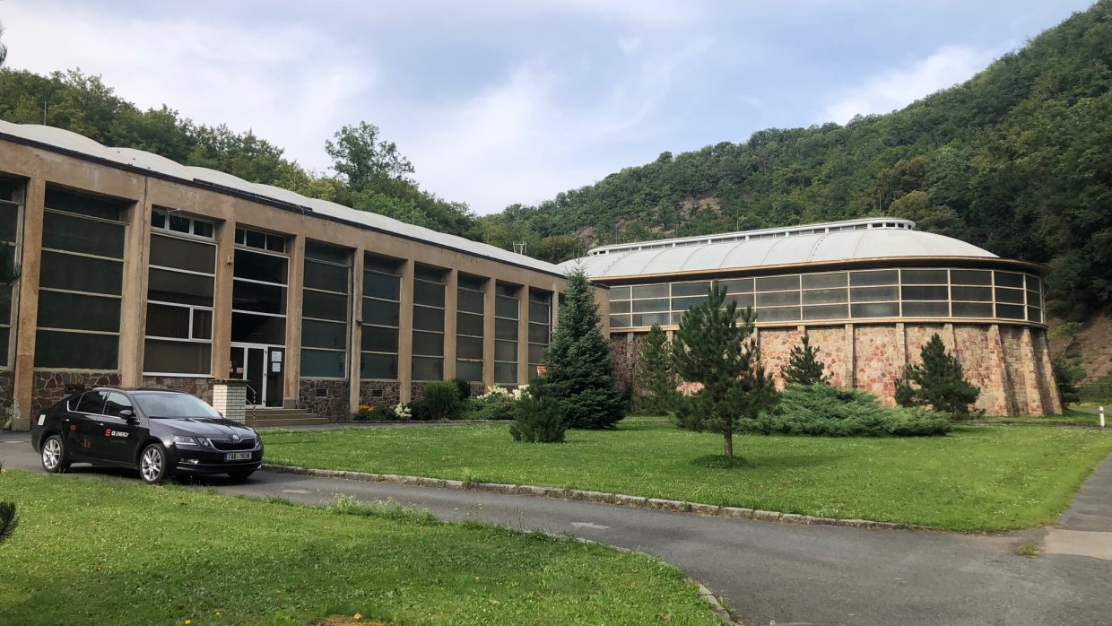 Ke každé zakázce je přítomen elektrotechnik