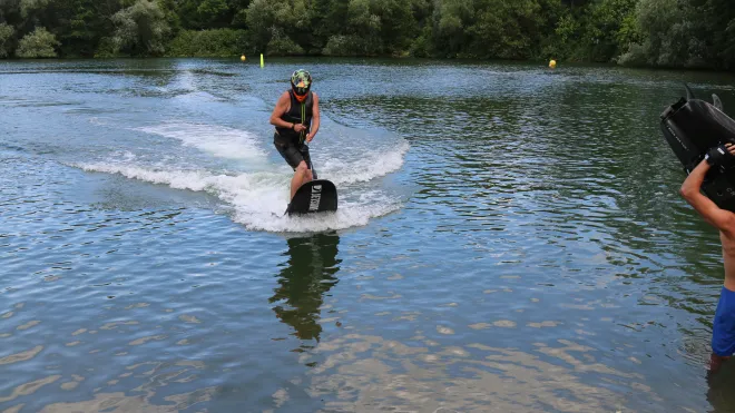 CE.ENERGY je pro tento rok jedním z partnerů evropské série MOTOSURF CONTINENTAL CUP 2023