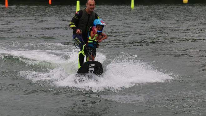 CE.ENERGY je pro tento rok jedním z partnerů evropské série MOTOSURF CONTINENTAL CUP 2023