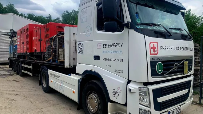 Silný vítr způsobil výpadky elektřiny. V pohotovosti byli i technici CE.ENERGY
