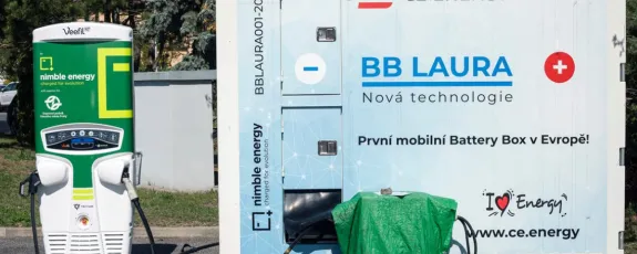 Mobilní baterie LAURA 330 kWh / 315 kVA 